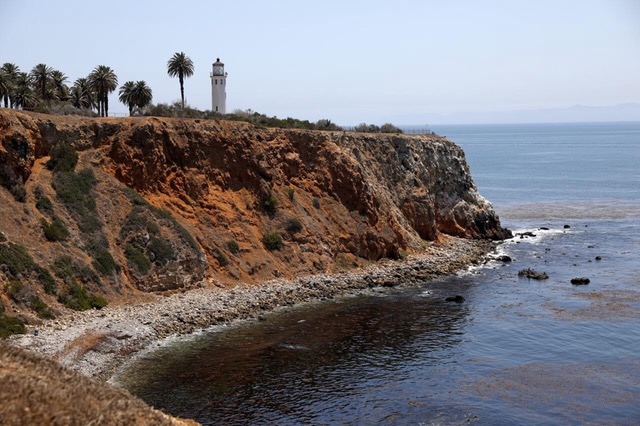 Los Angeles Times article about the Lighthouse